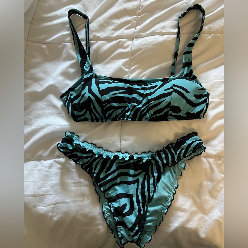 Tiger stripped tankini bikini from size medium from Target